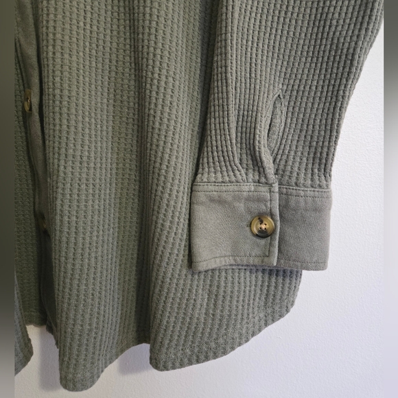 NWOT Terra & Sky Women's Plus Size Button Down Waffle Knit Shirt - Picture 5 of 9